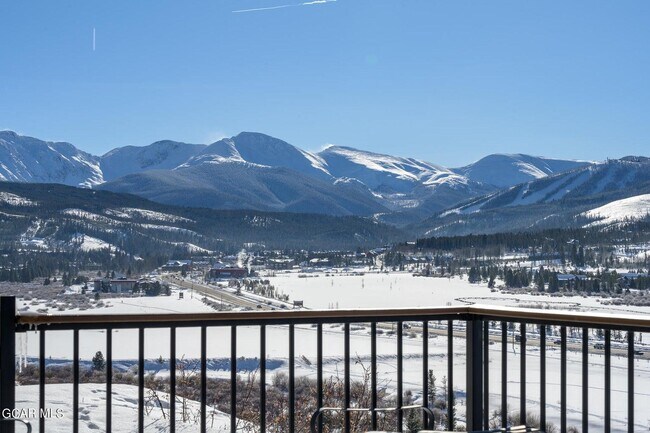 Photo - 508 Cranmer Ave