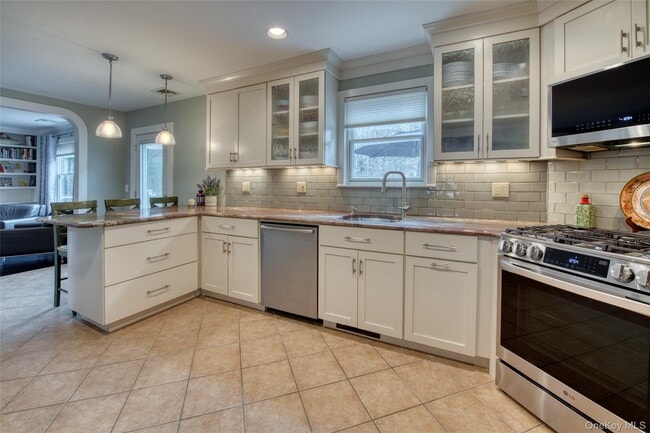 Photo - 9 Deborah Dr