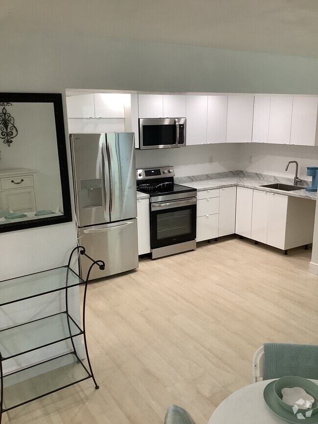 Building Photo - 20301 NE 30th Ave Unit Aventura Mall on circle Rental