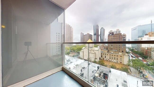 Building Photo - 237 E 34th St Unit 1101 Rental