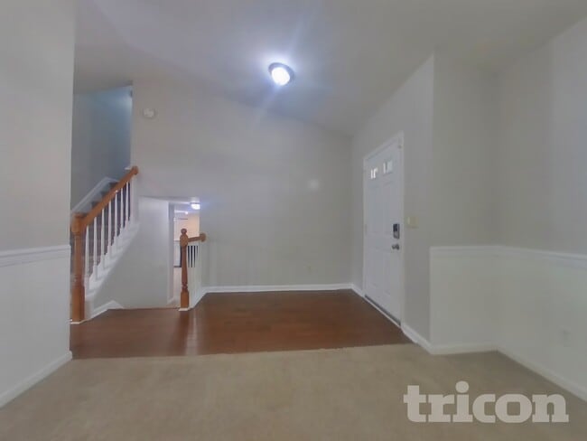 Photo - 2055 Towne Manor Dr NW