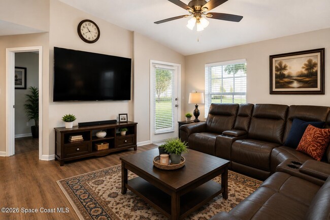 Photo - 1196 Goldenrod Cir NE