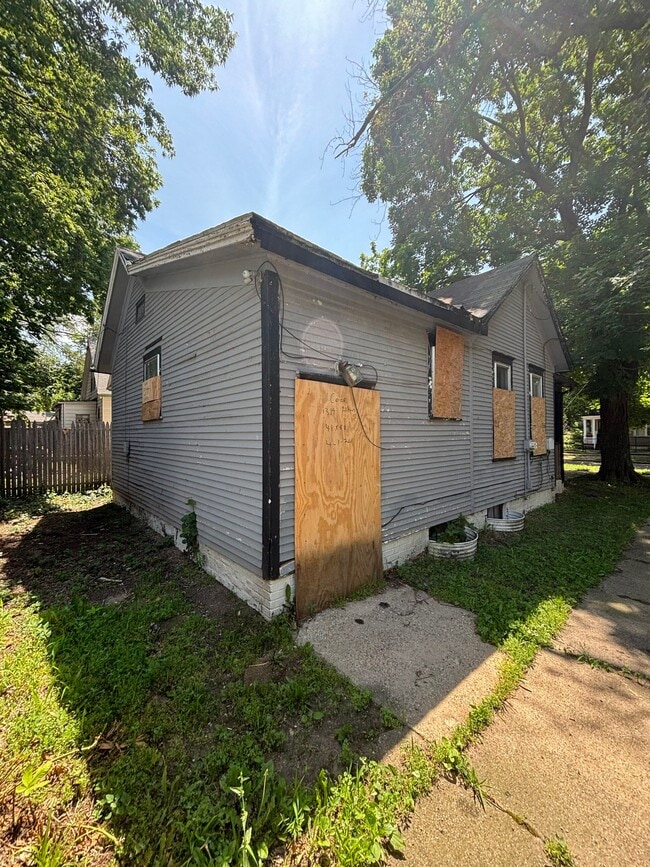 Photo - 1319 W Aiken Ave