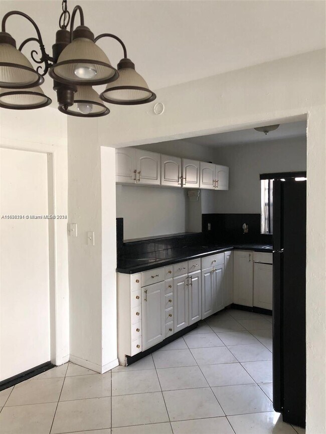 Photo - 5357 N Andrews Ave