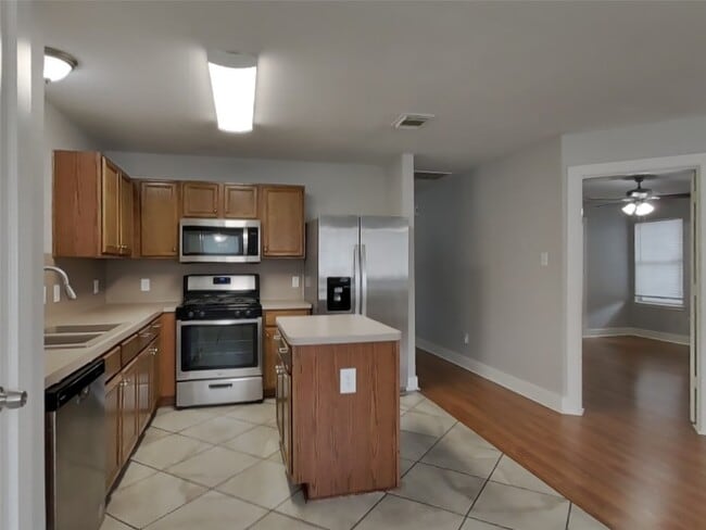 Photo - 6346 Hall Pond Ct