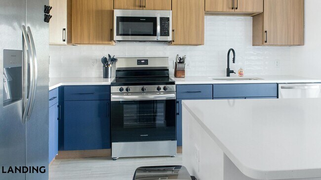 Photo - 1007 S Mint St Unit 717