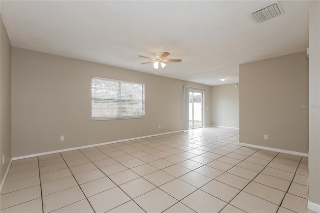 Photo - 2210 N Merrin St