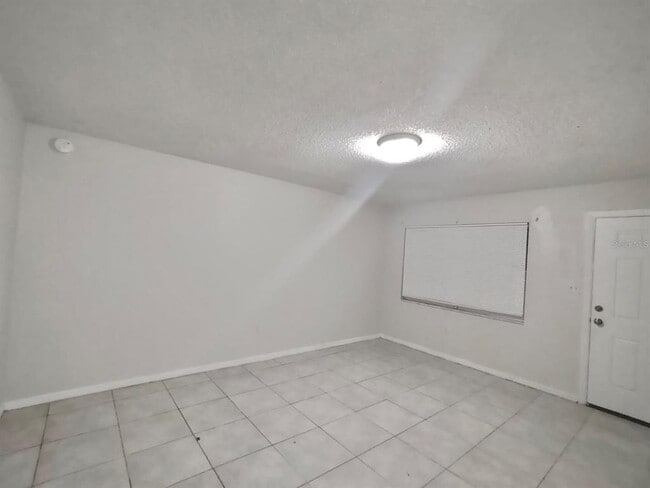 Photo - 1704 Birchwood Cir