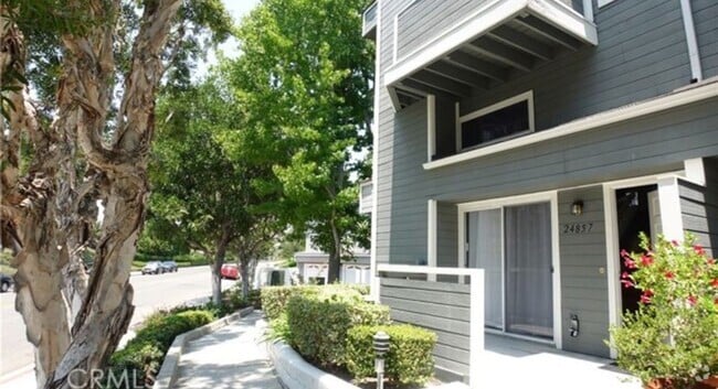 Building Photo - 24857 Nueva Vista Dr Rental