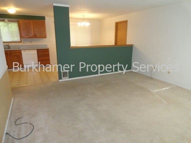 Photo - 106 Cedarwood Dr