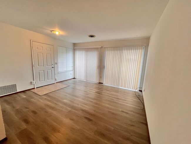 Photo - 3 Bedroom 2 Bath Duplex for Rent!