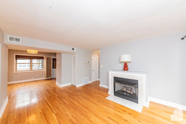 Photo - 7527 N Damen Ave Condo Unit P2