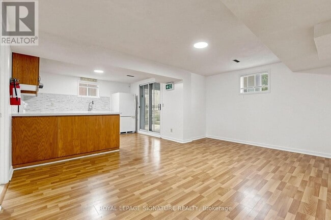 Photo - 156 Centennial Rd