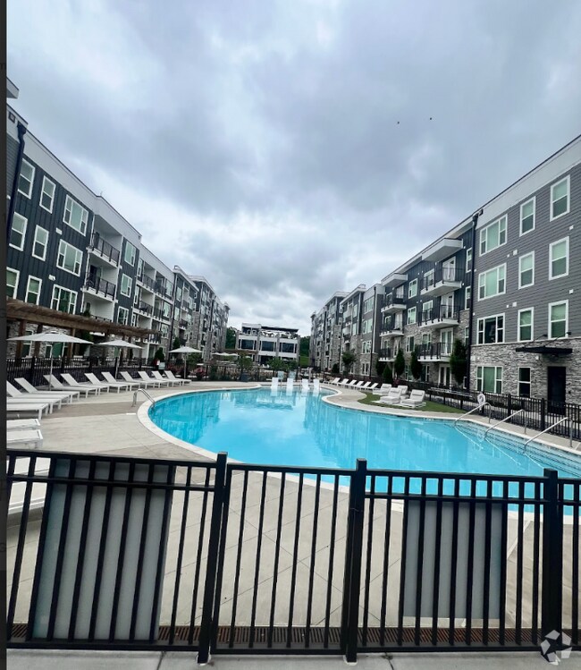 Building Photo - 700 Craighead St Unit 123 Rental