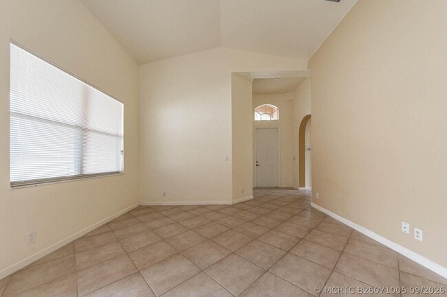 5717 Spanish River Rd