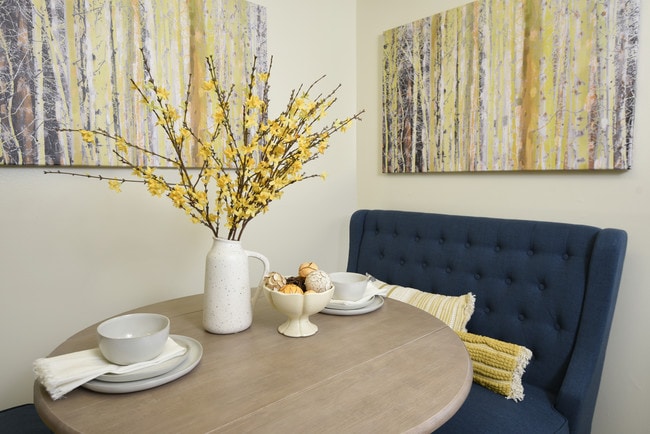 Photo - Winston Apartments