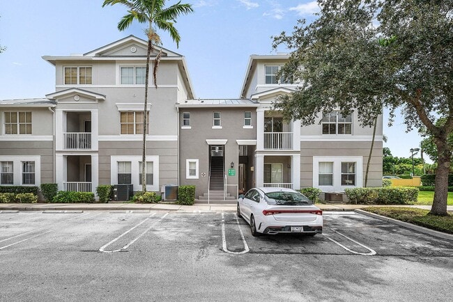 Building Photo - 1008 Shoma Dr Unit 394