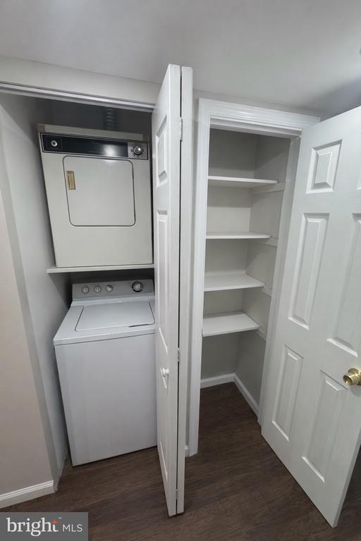 Photo - 9841 Northeast Ave