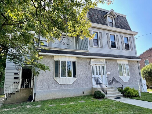 Photo - 316 E Ridley Ave Unit C