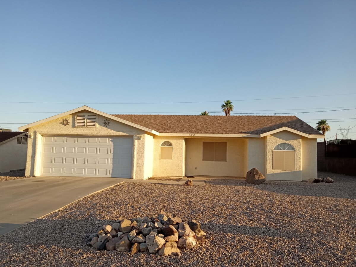 Photo - 3555 Thunderhawk Dr House