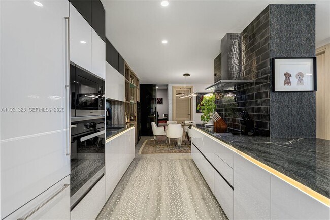 Photo - 1000 Brickell Plaza Unidad PH5203