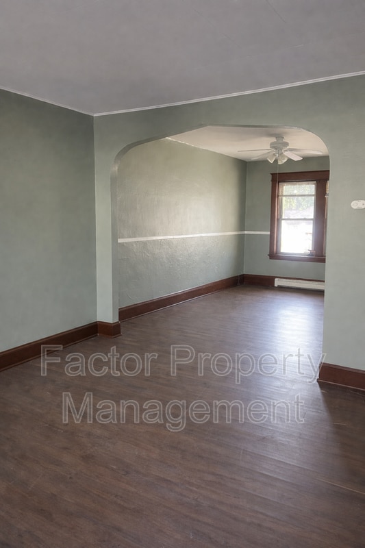 Photo - 120 Parsons St