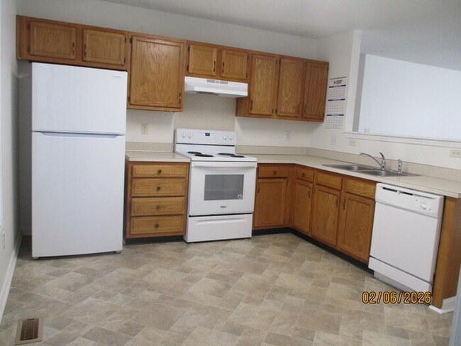 Photo - 279 Southaven Ct