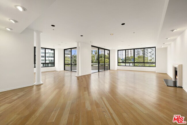10430 Wilshire Blvd Unit 202