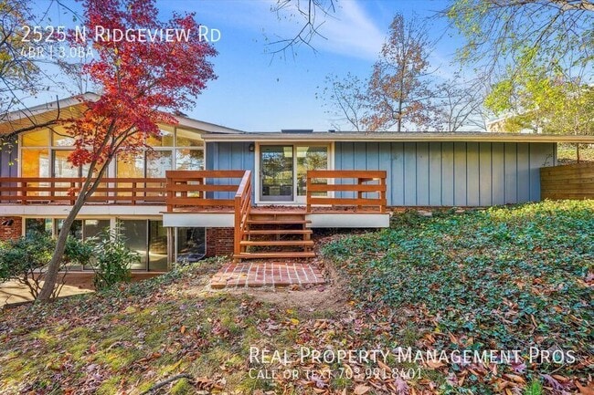 Photo - 2525 N Ridgeview Rd