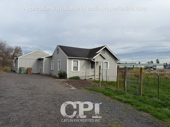 Building Photo - 5824 Ocean Beach Hwy