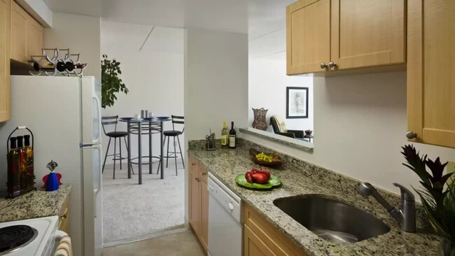 Photo - 17 Magazine St Unit 405B