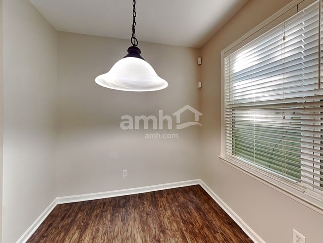 Photo - 5 Horseshoe Ln