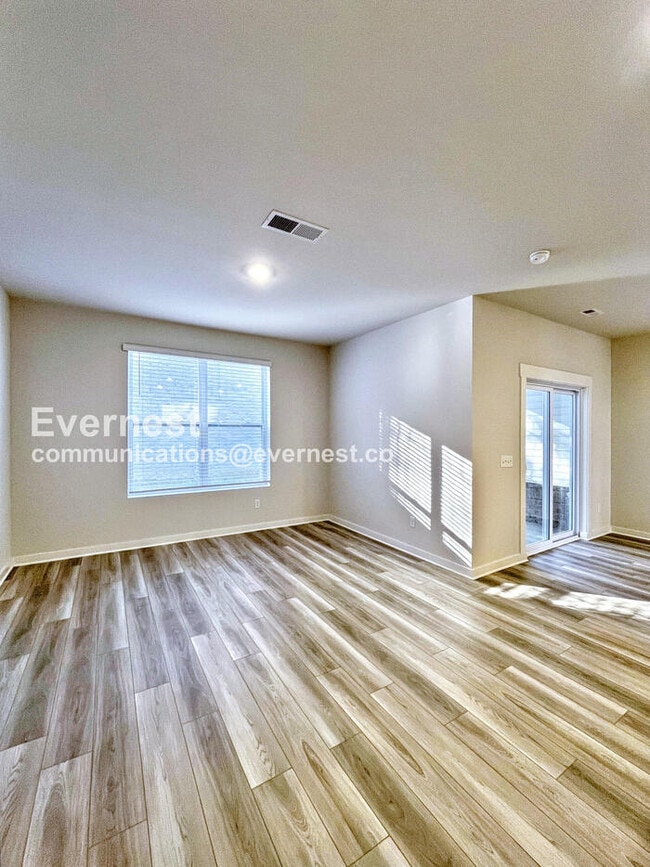 Photo - 1624 Manuka Ln