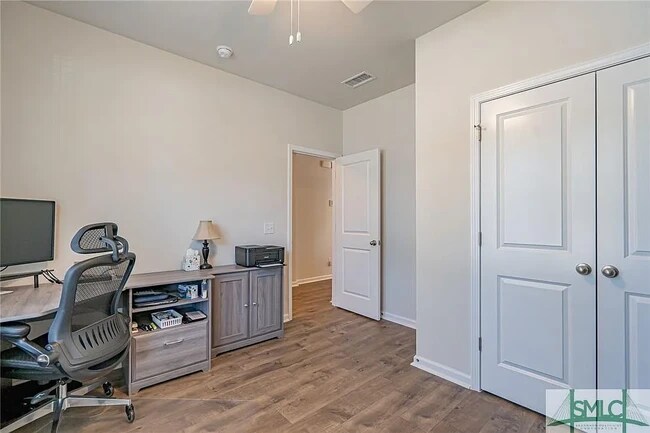 2 Waterbuck Ct