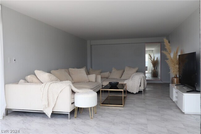 Photo - 3111 Bel Air Dr Unit 26A