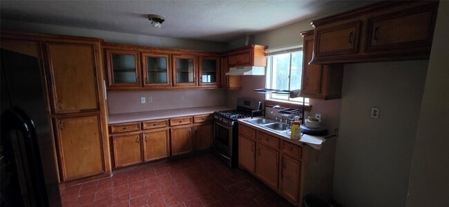 Photo - 1018 Forestburg Dr