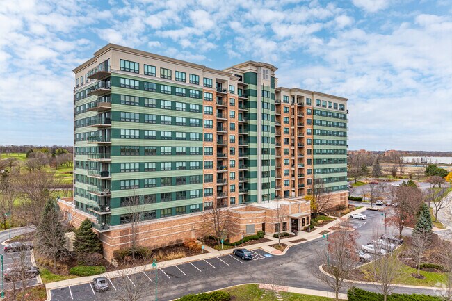 Alternate Image - The Residences at Seven Bridges