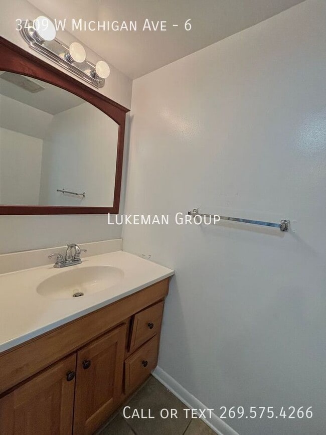 Photo - 3409 W Michigan Ave Unidad 6