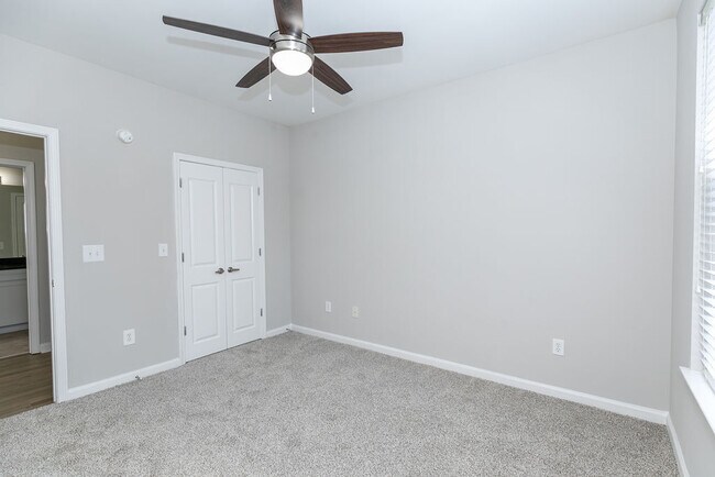 Photo - The Reserve at Johns Creek Walk