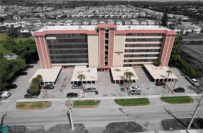 Photo - 1101 Crystal Lake Dr Unidad 609