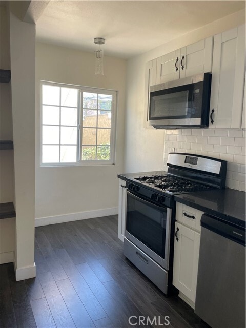 Photo - 1325 Douglas St