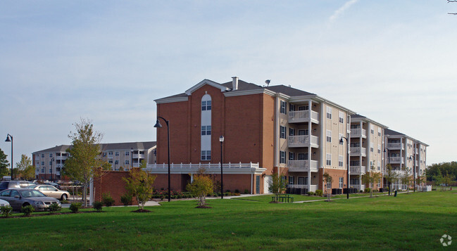 Somerset at Town Center Senior Apartments - Somerset at Town Center Senior Apartments