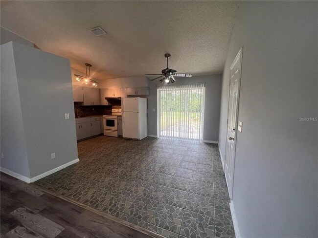 Photo - 23 Richmond Dr