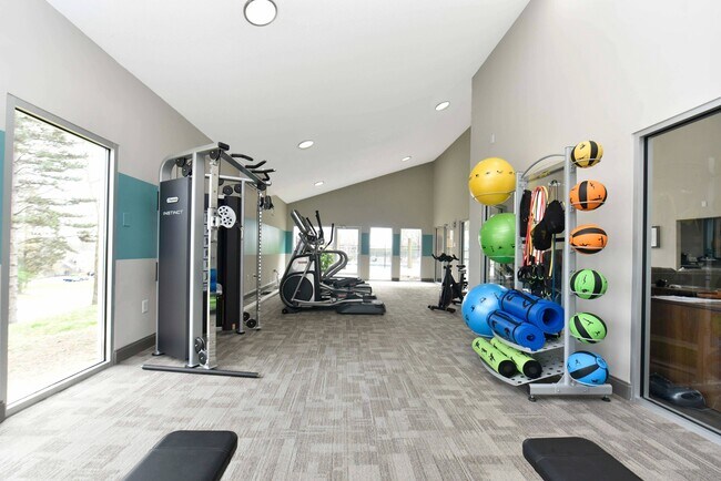 24 Hour Fitness Center - Retreat West Hills
