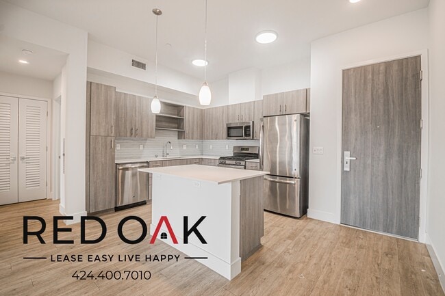 Photo - 1331 W 7th St Unit 418