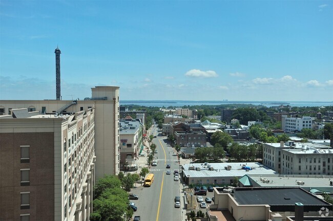 Building Photo - 175 Huguenot St Unit 1404 Rental