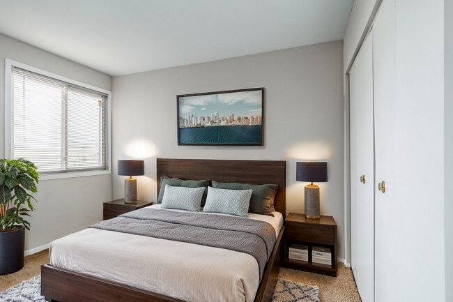 2BR, 1BA