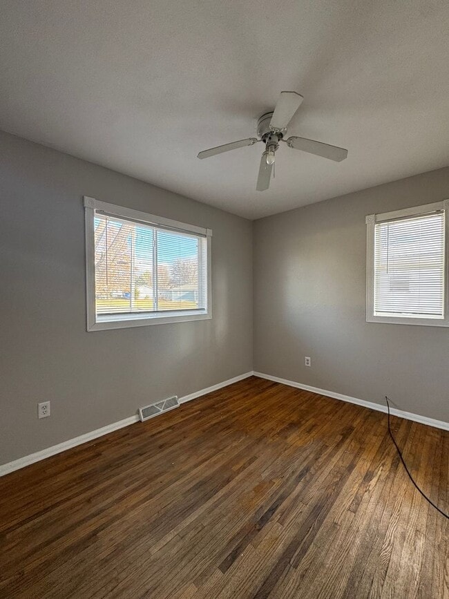 Photo - 3 bd 1ba charming home in Hudson IA for rent