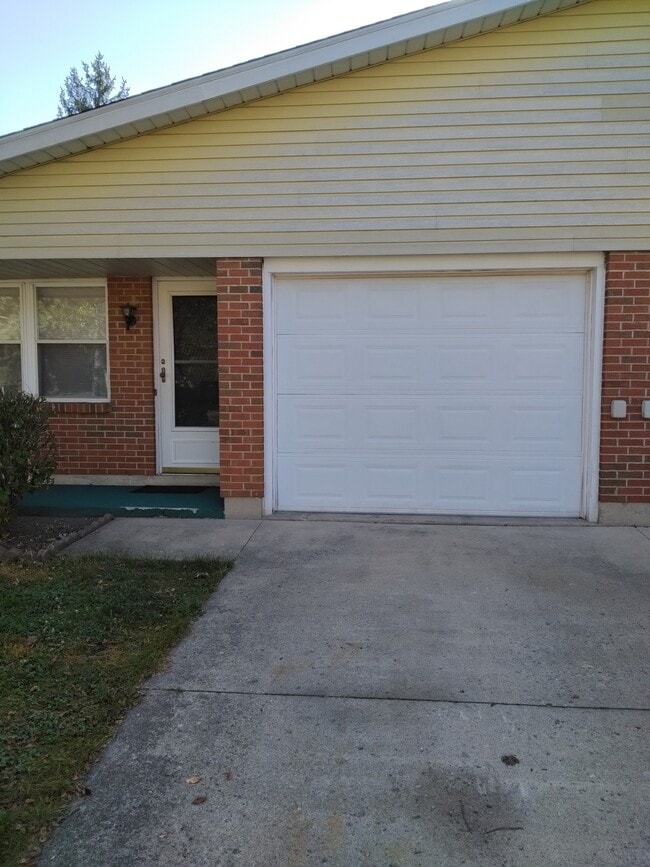 Photo - 2322 Collins Dr Apartments Unit 2322
