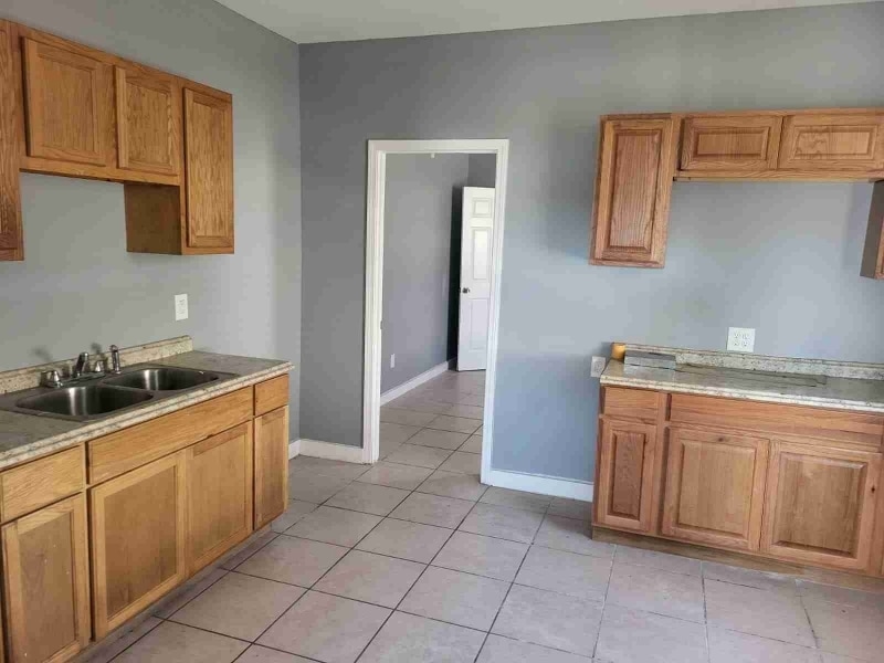 Photo - 2122 Desire St